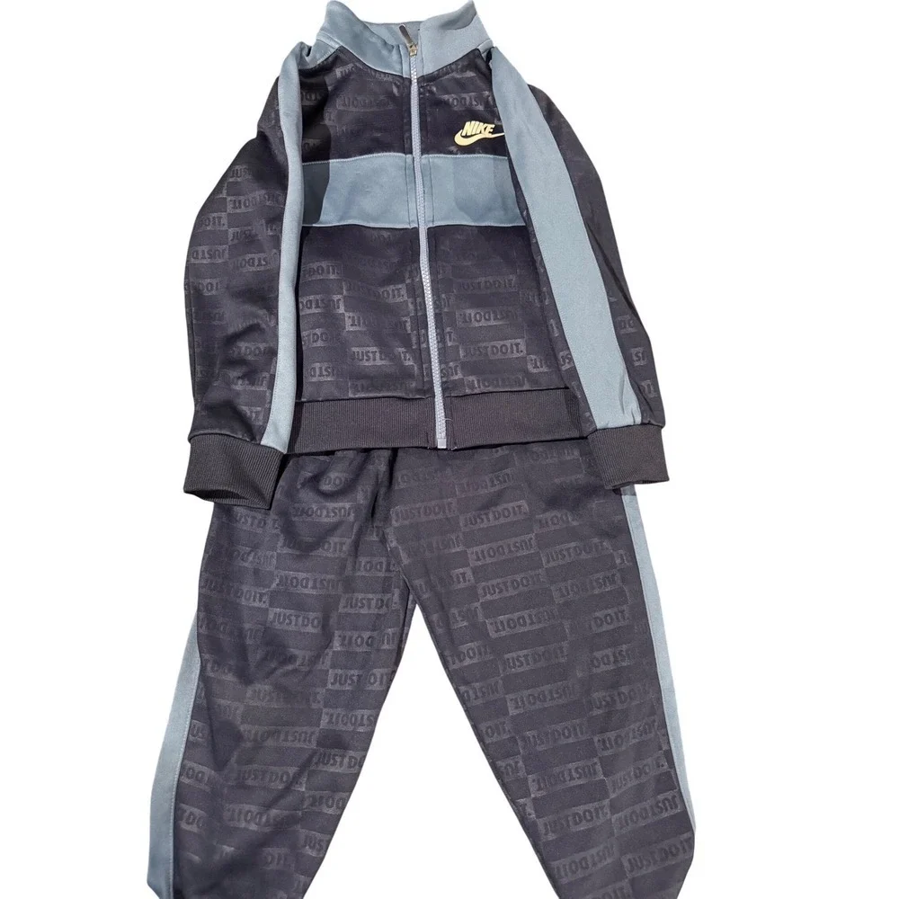 Nike Boys Just Do It Tracksuit Set Jacket and Pants Grey Black Size 5-6 Years